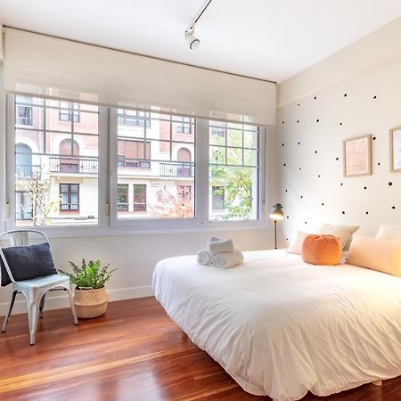 Gran Apartamento Con Estilo En El Centro De Bilbao Kültér fotó
