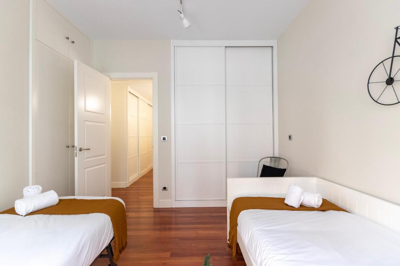 Gran Apartamento Con Estilo En El Centro De Bilbao Kültér fotó