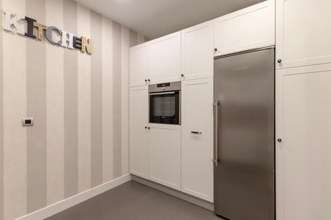Gran Apartamento Con Estilo En El Centro De Bilbao Kültér fotó