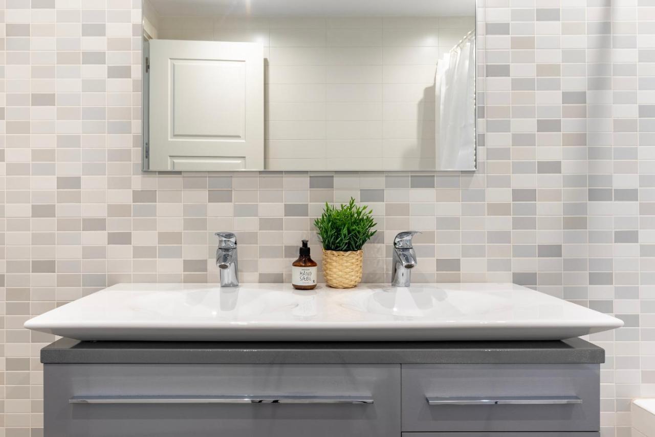Gran Apartamento Con Estilo En El Centro De Bilbao Kültér fotó