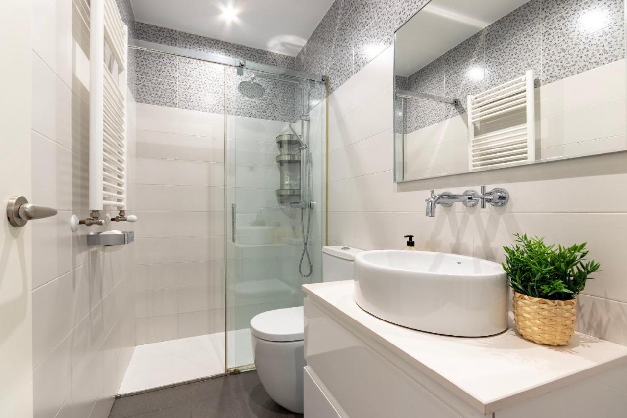 Gran Apartamento Con Estilo En El Centro De Bilbao Kültér fotó