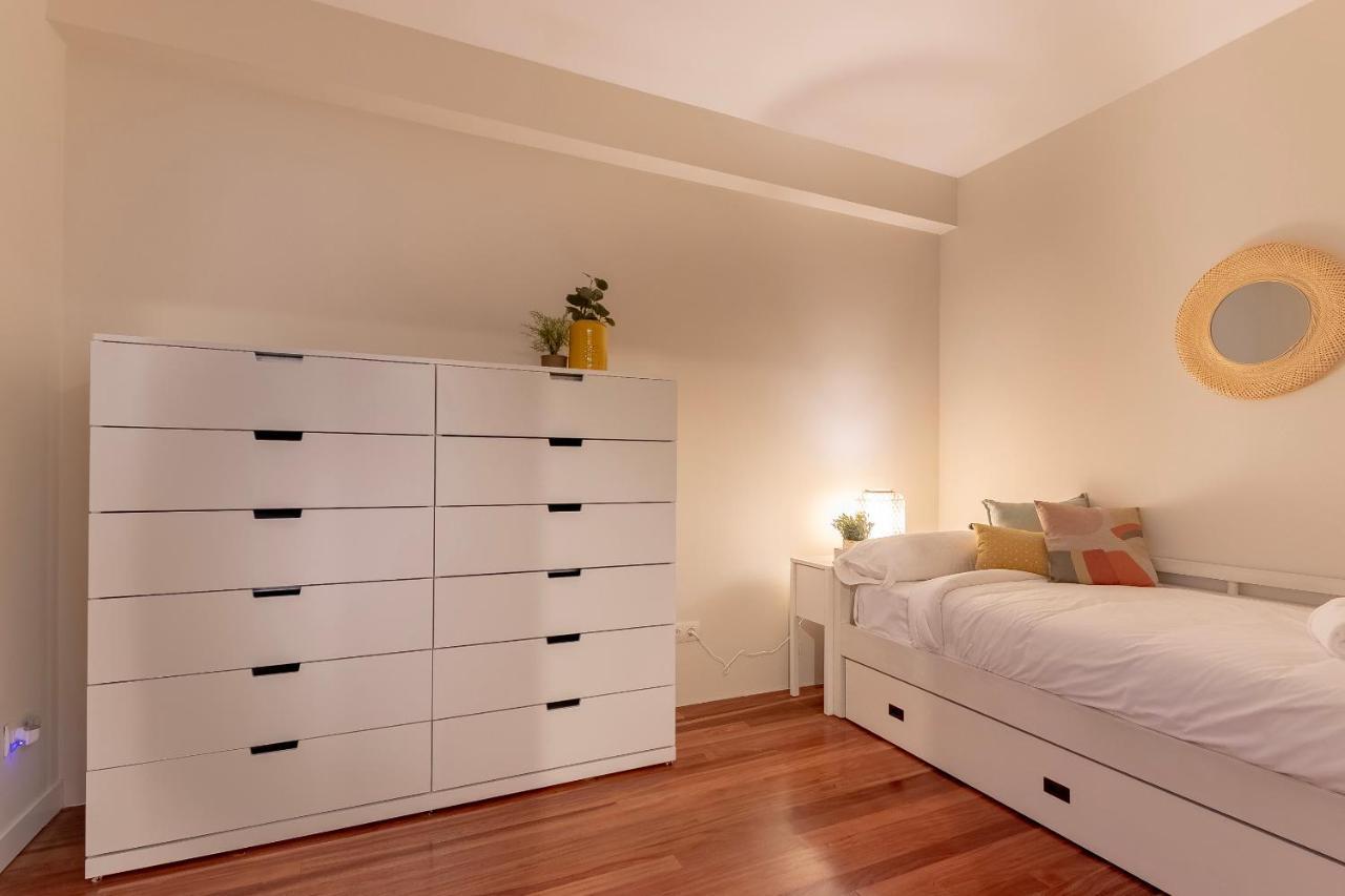 Gran Apartamento Con Estilo En El Centro De Bilbao Kültér fotó