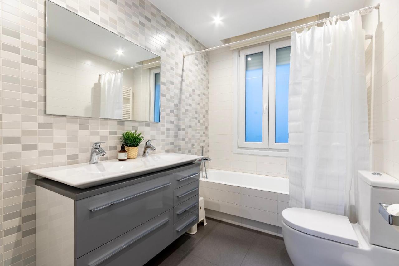 Gran Apartamento Con Estilo En El Centro De Bilbao Kültér fotó